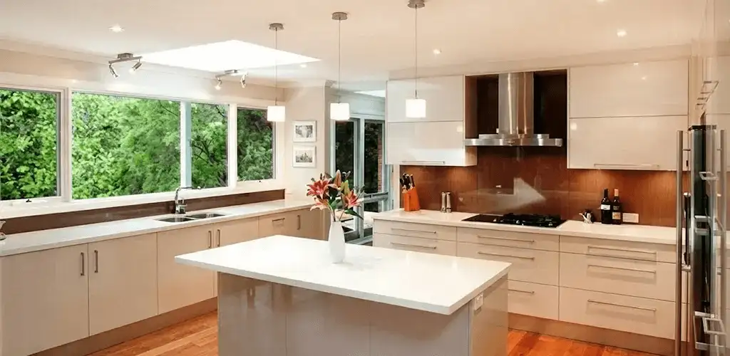 Kitchen cabinet refacing and remodel results in a modern kitchen in Fresno, CA