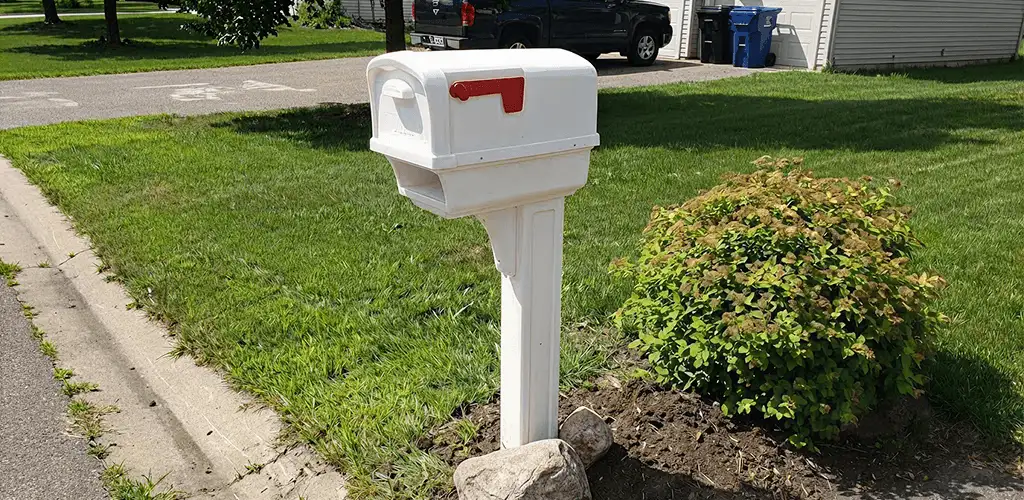 Mailbox installation for a residential curbside mailbox in Fresno, CA